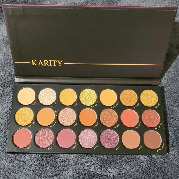 Karity Picante Palette - Picture 3 of 5